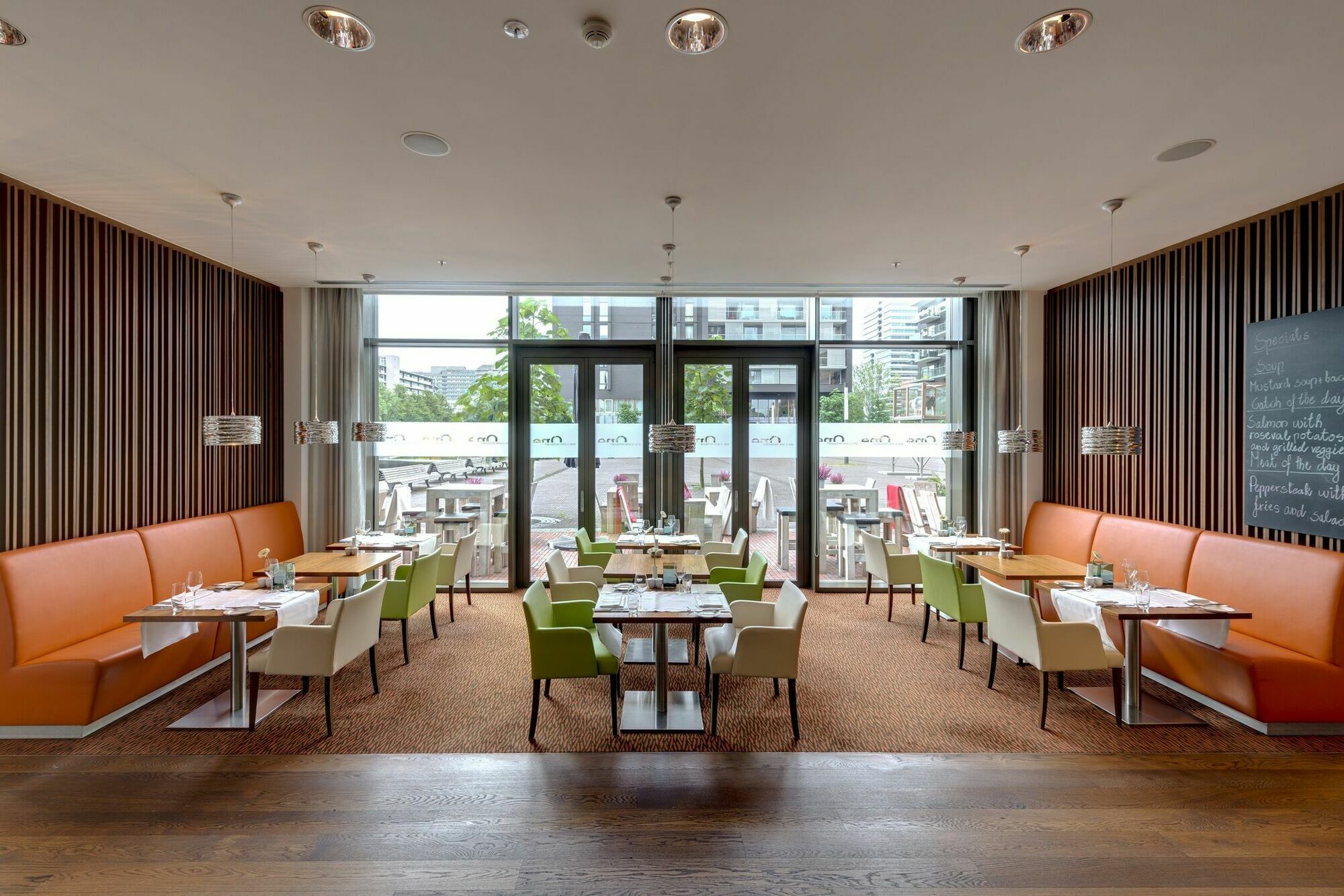 Crowne Plaza Amsterdam - Schiphol Hotel Hoofddorp Buitenkant foto